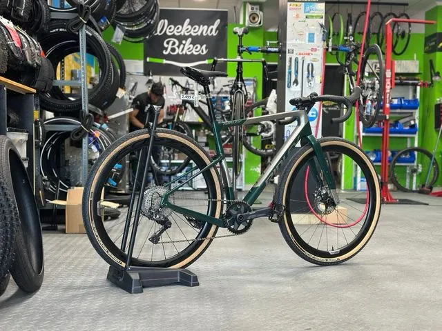 BICICLETA DE GRAVEL RIDLEY KANZO ADVENTURE