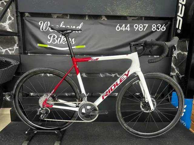 BICICLETA DE CARRETERA HELIUM DISC