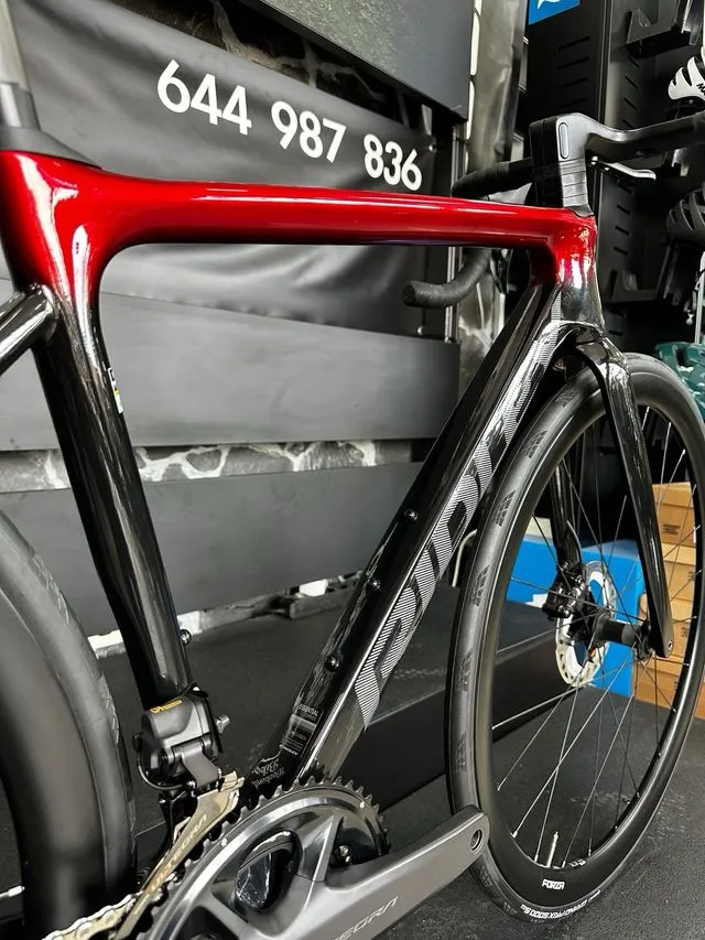 BICICLETA DE CARRETERA RIDLEY FALCN