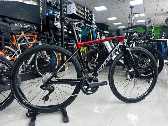 BICICLETA DE CARRETERA RIDLEY FALCN