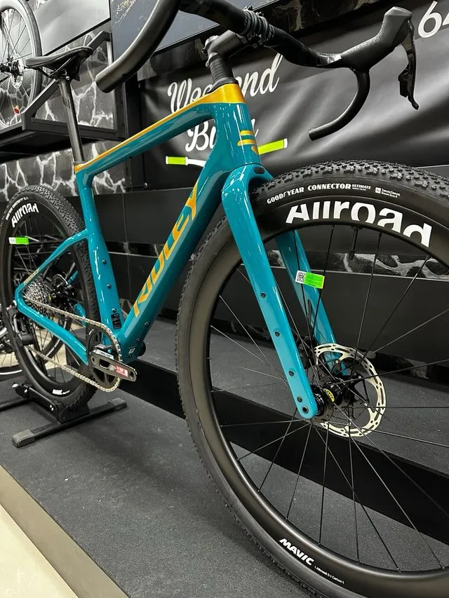 BICICLETA DE GRAVEL RIDLEY KANZO ADVENTURE