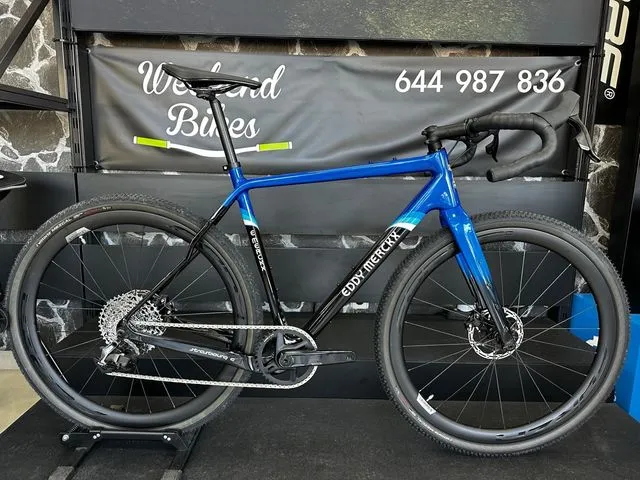 BICICLETA DE GRAVEL EDDIE MERCKX STRASBOURG
