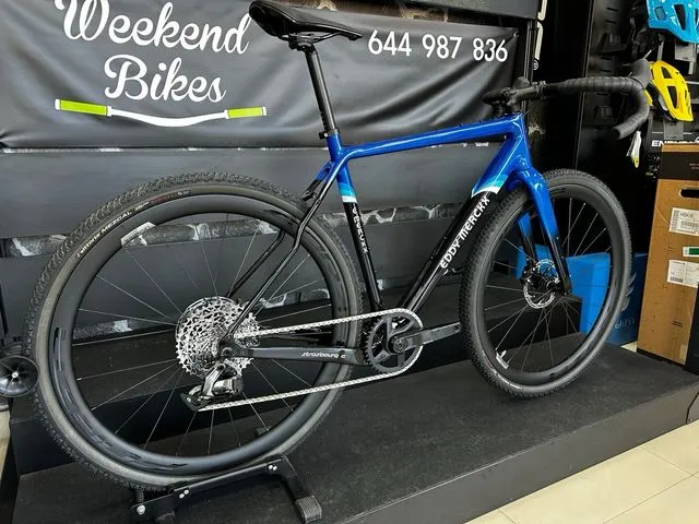 BICICLETA DE GRAVEL EDDIE MERCKX STRASBOURG