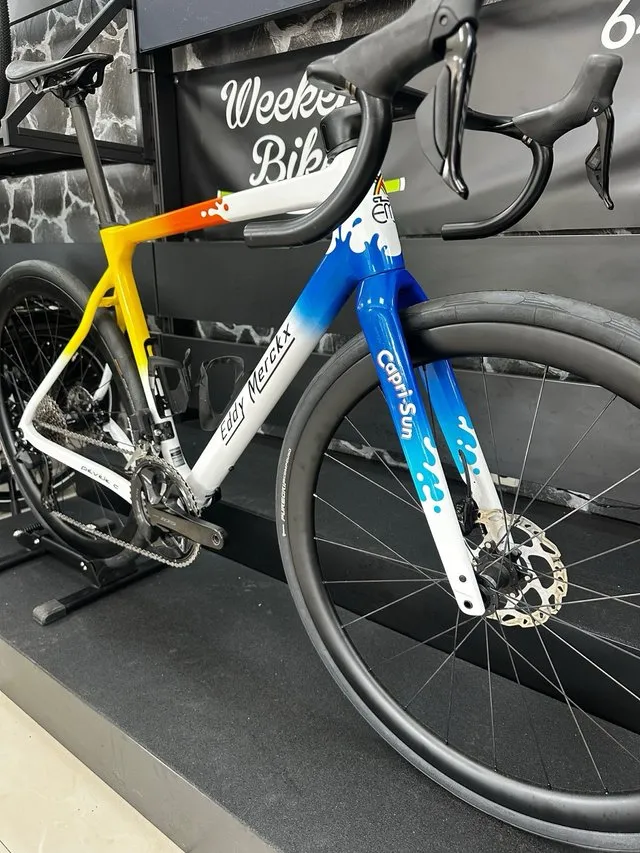 BICICLETA DE CARRETERA Eddy Merckx CAPRI SUN