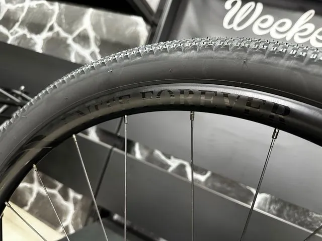 BICICLETA DE GRAVEL RIDLEY INVENIO TOMORROWLAND ED