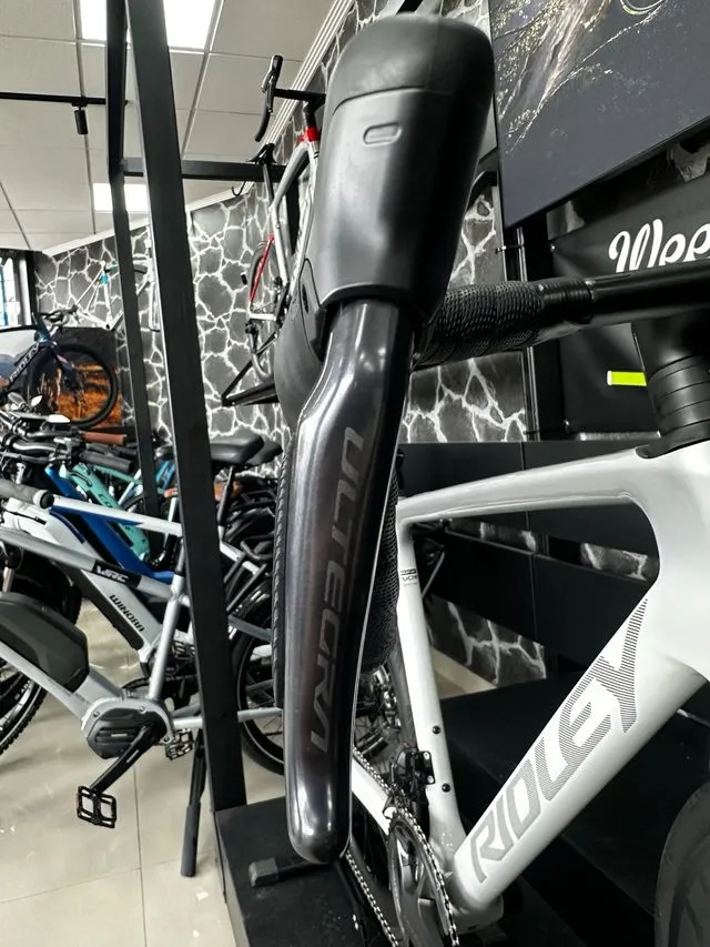 BICICLETA DE CARRETERA RIDLEY FALCN