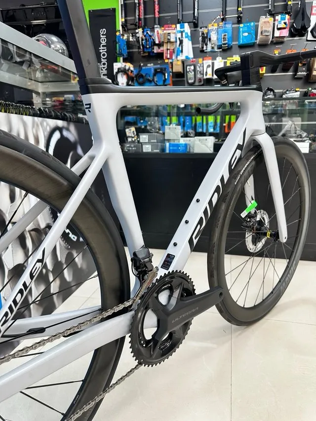 BICICLETA DE CARRETERA NUEVA RIDLEY FALCN RS