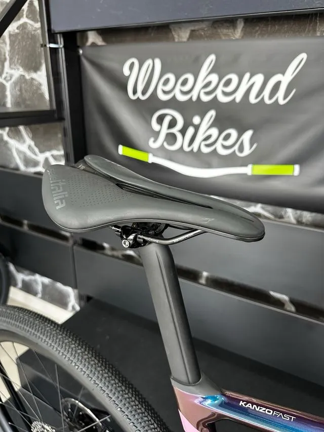 BICICLETA GRAVEL RIDLEY KANZO FAST 2025
