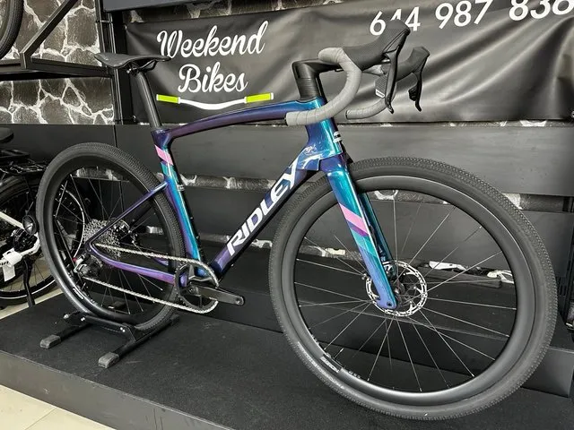 BICICLETA DE GRAVEL RIDLEY KANZO FAST