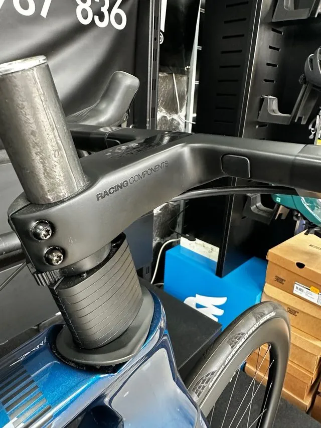 BICICLETA DE CARRETERA NUEVA LAPIERRE DRS 9.0 2024