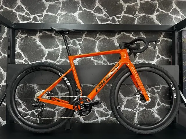 Bicicleta de Gravel Ridley Astra Naranja de test