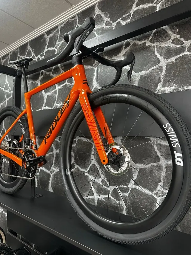 Bicicleta de Gravel Ridley Astra Naranja de test