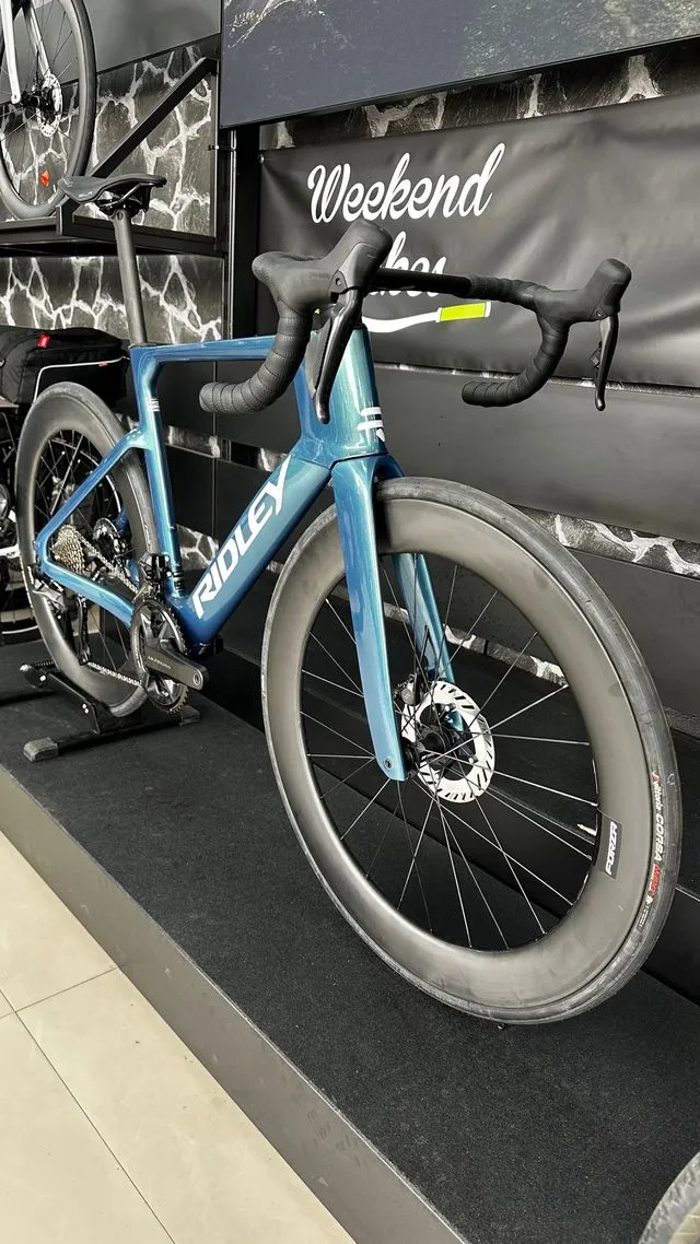 BICICLETA DE CARRETERA RIDLEY NOAH