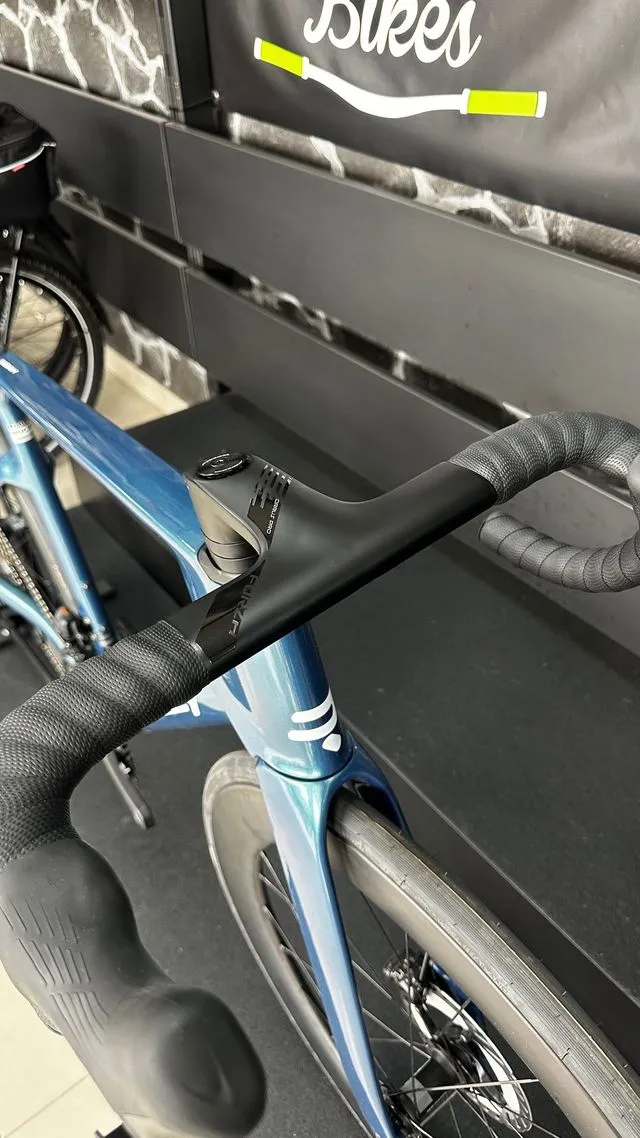 BICICLETA DE CARRETERA RIDLEY NOAH