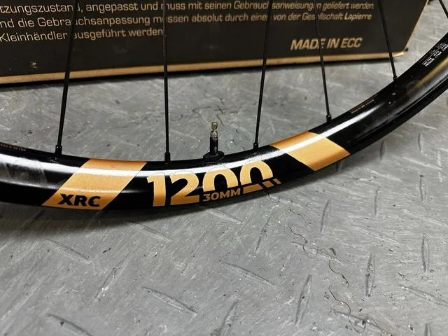 RUEDAS DT SWISS XRC 1200