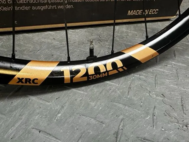 RUEDAS DT SWISS XRC 1200