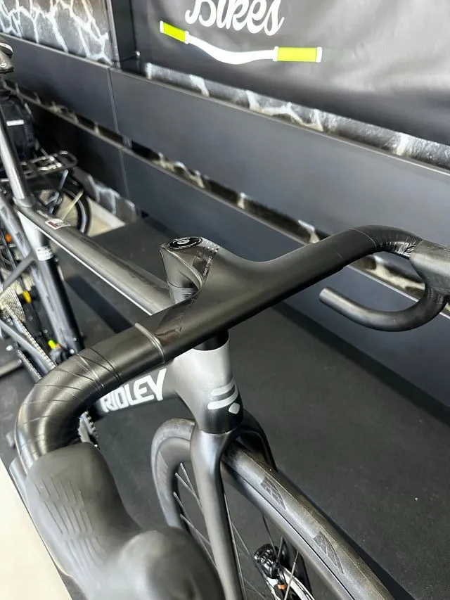 BICICLETA RIDLEY FALCN RS 2025 CUSTOM 
