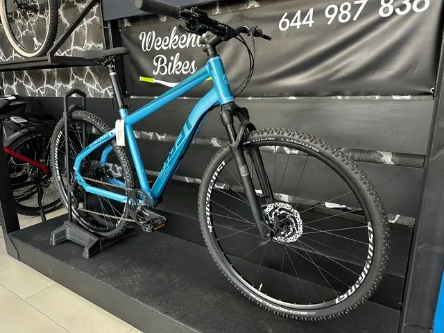 BICICLETA NUEVA GHOST SQUARE ESSENTIAL