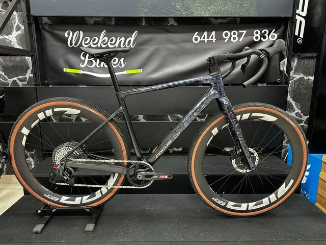 BICICLETA DE GRAVEL FOCUS ATLAS 8.9