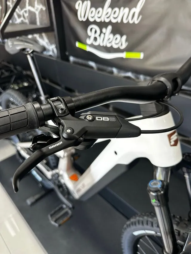 EBIKE FOCUS JAM 2 6.7 800wh