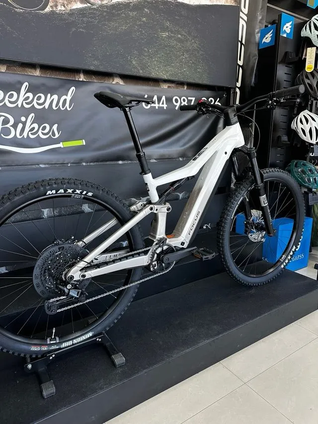 EBIKE FOCUS JAM 2 6.7 800wh