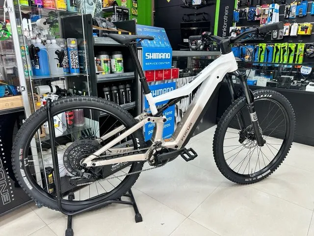 BICICLETA ELECTRICA FOCUS JAM 2 6.7 800wh