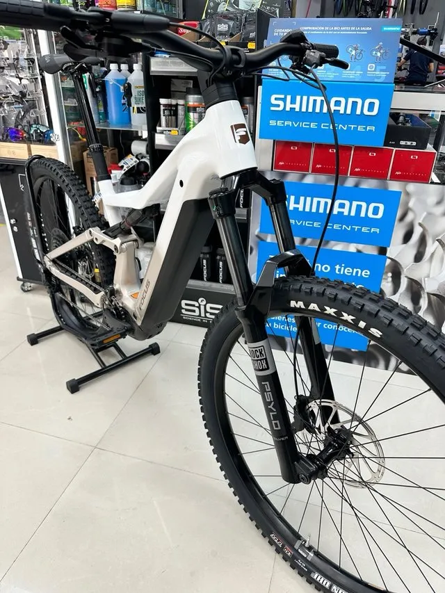 BICICLETA ELECTRICA FOCUS JAM 2 6.7 800wh