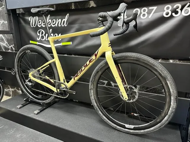 BICICLETA DE GRAVEL RIDLEY KANZO ADVENTURE