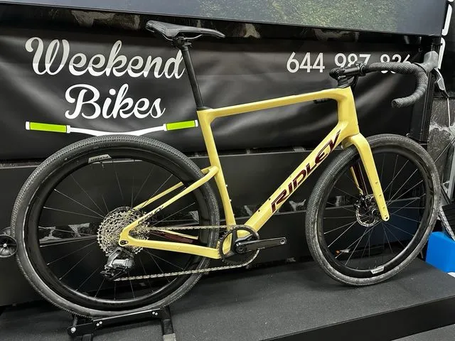 BICICLETA DE GRAVEL RIDLEY KANZO ADVENTURE