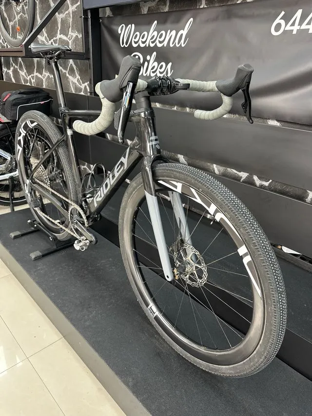 BICICLETA DE GRAVEL RIDLEY ASTR RS