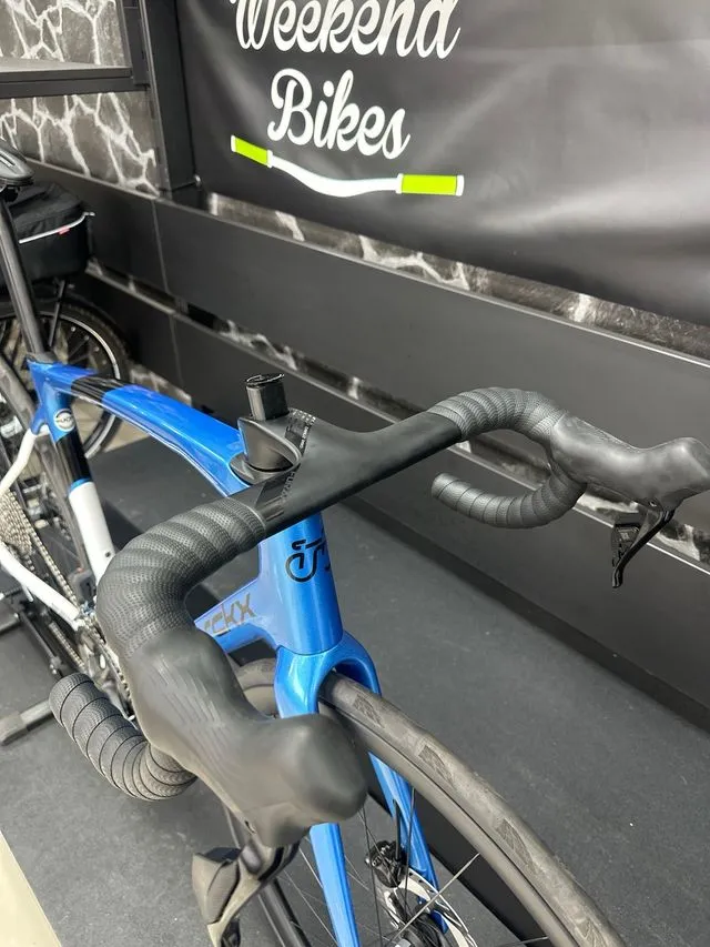 BICICLETA DE CARRETERA EDDY MERCKX 525