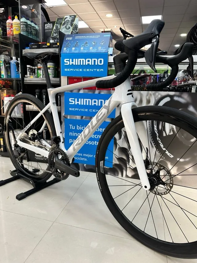 BICICLETA DE CARRETERA RIDLEY FALCN
