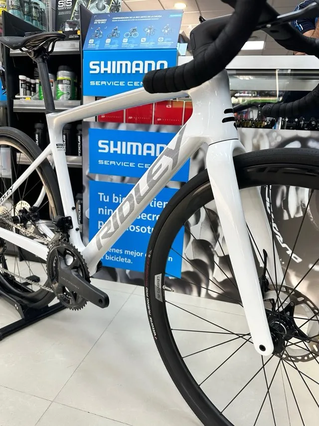 BICICLETA DE CARRETERA RIDLEY FALCN